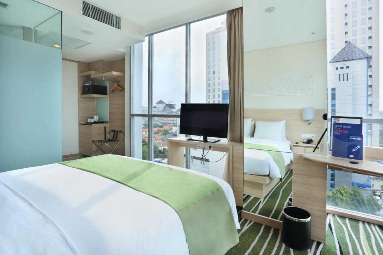 Holiday Inn Express Semarang Simpang Lima By Ihg Екстер'єр фото