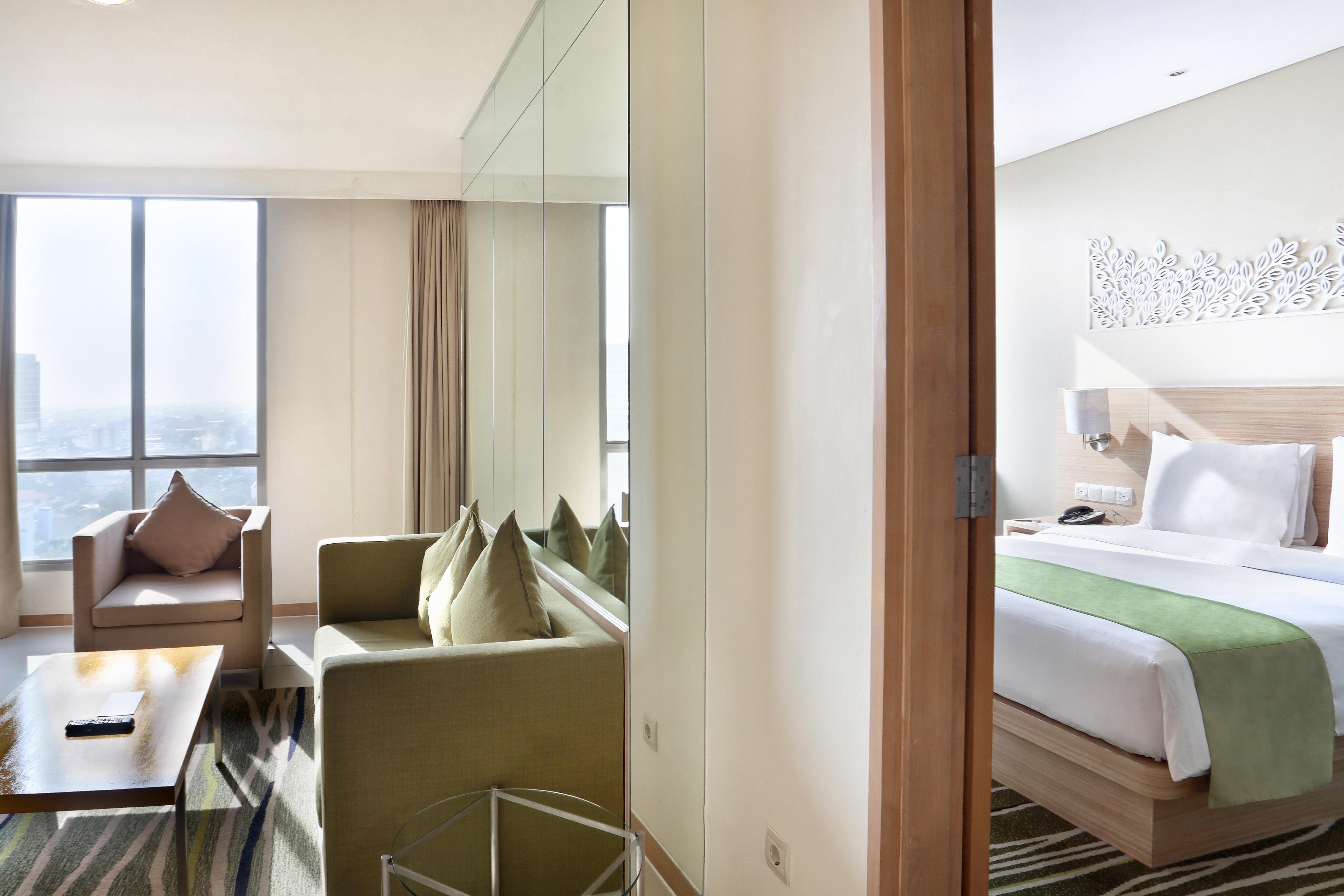Holiday Inn Express Semarang Simpang Lima By Ihg Екстер'єр фото